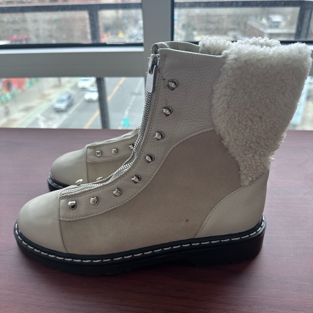 Women's Suede Shearling Boots